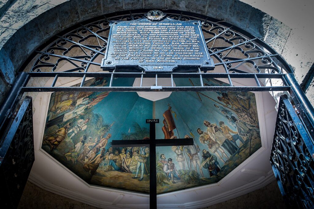 The Magellan's Cross kiosk at the heart of old Cebu City