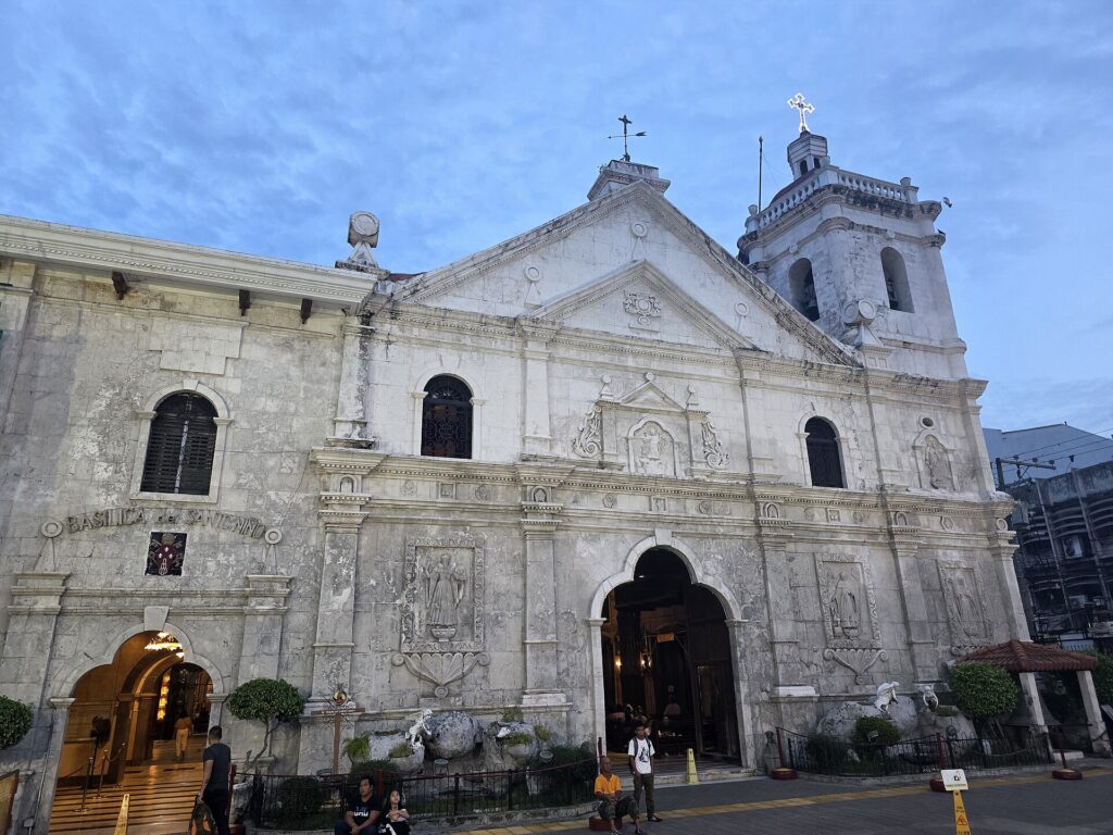 The basilica at dawn, a quiet time to visit