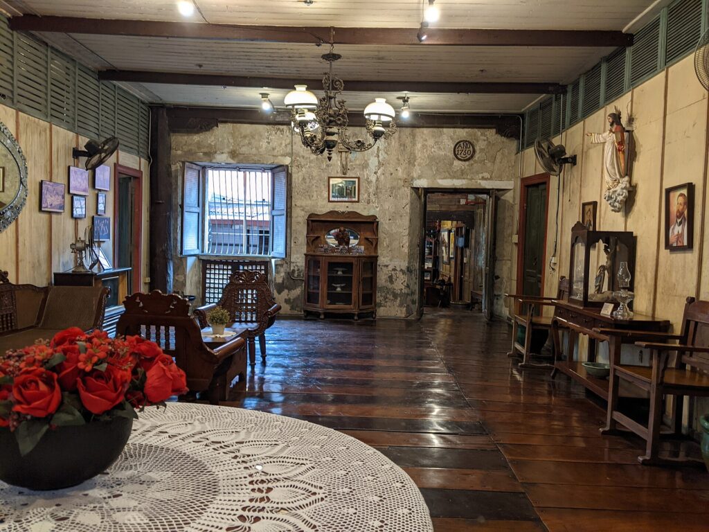 Period furniture inside the Museo de Parian, the old Jesuit House