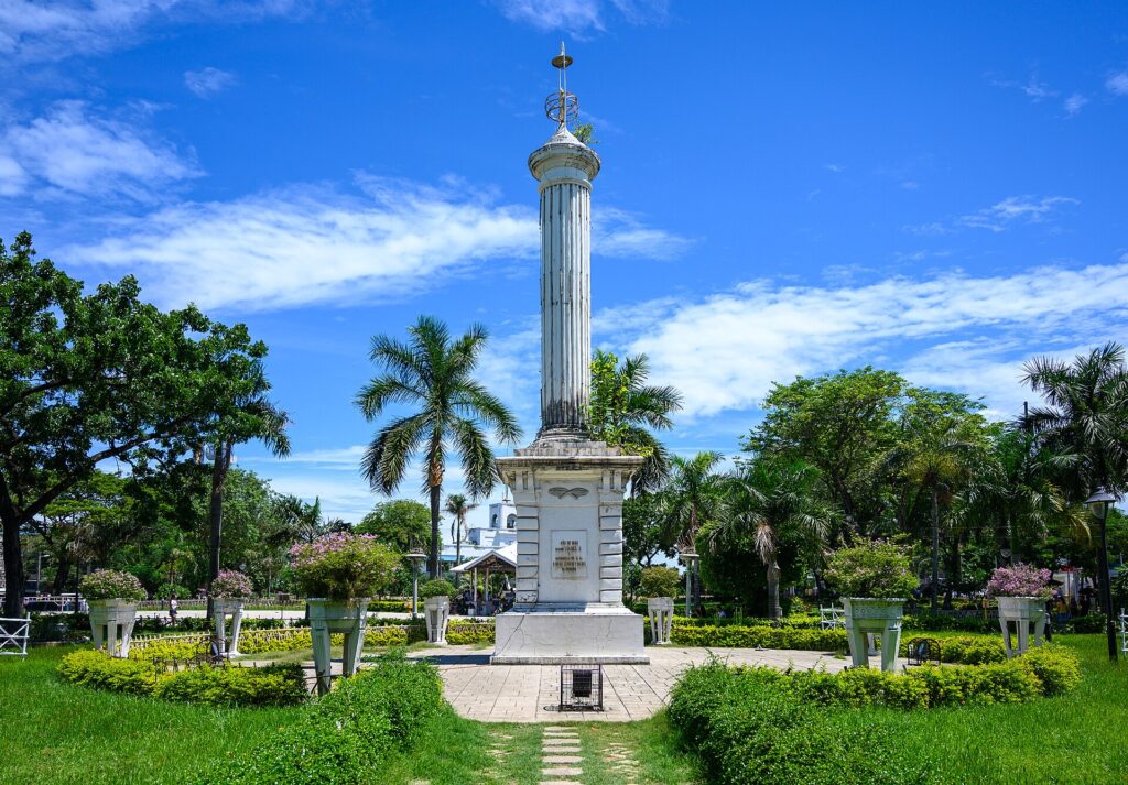 The Legazpi monument in Plaza Independencia, next to the fort